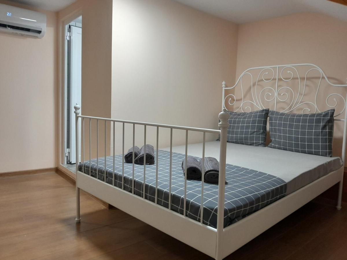 Hancho Sevenups - Kapana Plovdiv Center ภายนอก รูปภาพ